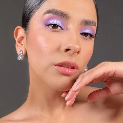 Diamond Daze Liquid Shadow