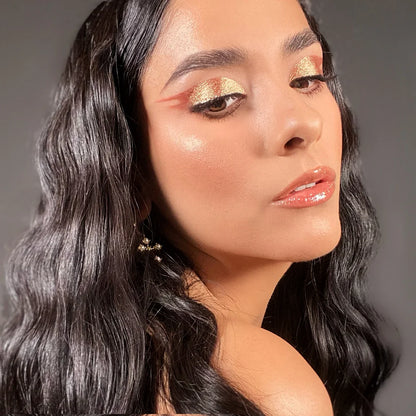 Diamond Daze Liquid Shadow