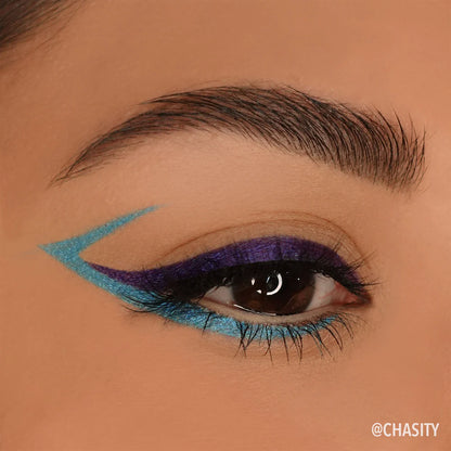 Statement Shimmer Liner
