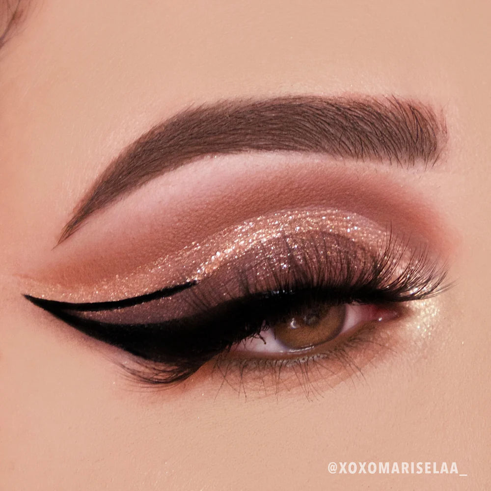 Diamond Daze Liquid Shadow